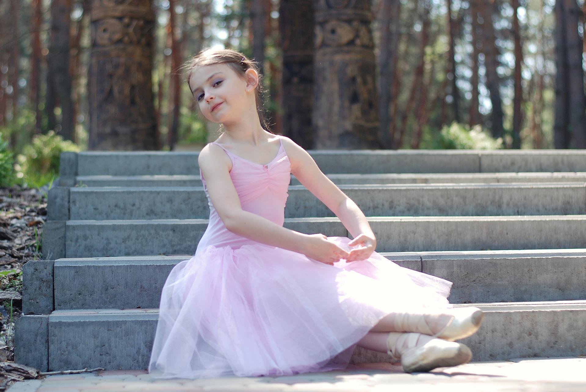 ballet-2789418_1920