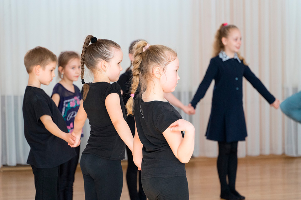 kids-2581003_1920